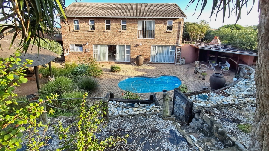 4 Bedroom Property for Sale in Seaview Eastern Cape
